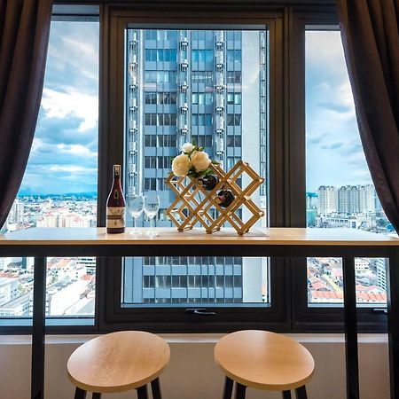 Apartemen 700 m² dengan 2 kamar tidur dan 2 kamar mandi pribadi di Georgetown Bagian luar foto