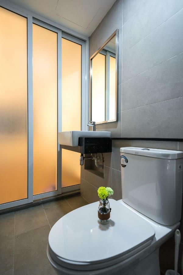 Apartemen 700 m² dengan 2 kamar tidur dan 2 kamar mandi pribadi di Georgetown Bagian luar foto